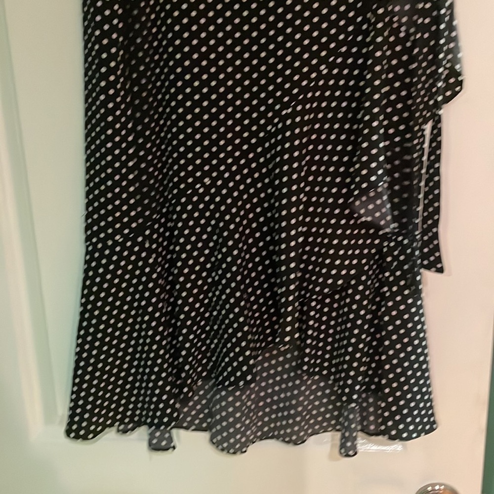 Max studio black with white polka dots wrap skirt. It’s brand new -size Large . - Picture 2 of 7
